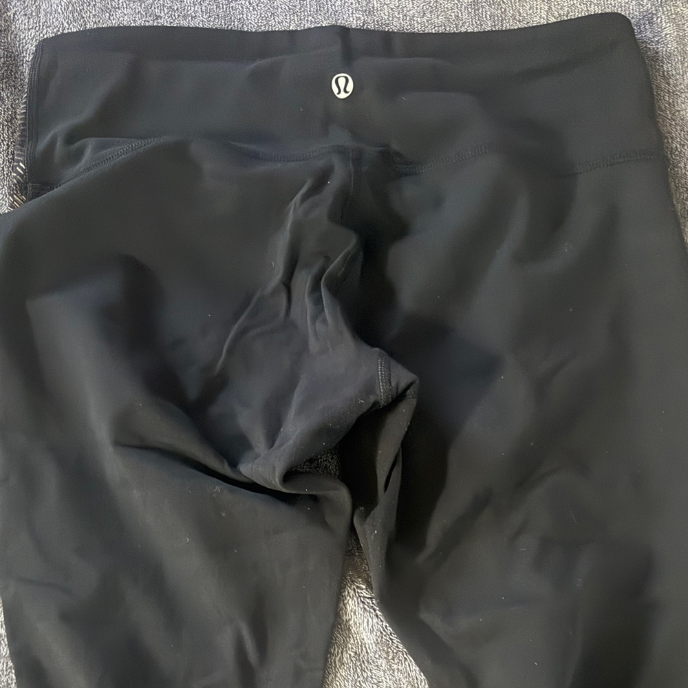 LULULEMON Wunder Under Crop II Full-On Luon Golden Goddess Cashew Sz 8 - Picture 2 of 3